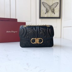 페레가모 Ferragamo 여성 숄더 백