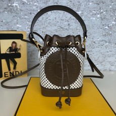 펜디 FENDI 몬트레소 버킷 백