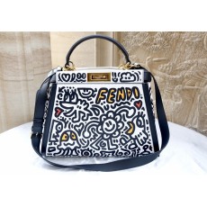 펜디 FENDI 아이코닉 피카부 토트 백