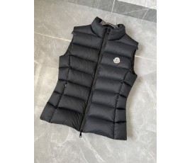 [MONCLER-몽클레어] 몽클레어 바디 숏다운 패딩 조끼