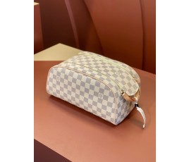 [LOUIS VUITTON-루이비통] 루이비통 토일레트리 파우치 M47528